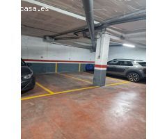 Plaza de aparcamiento para coche en venta