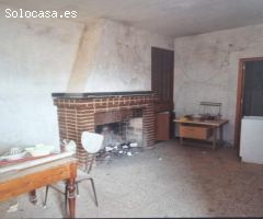 SE VENDE PARCELA CON CASA DE APERO EN PINOSO (ALICANTE)