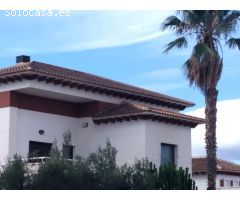 FANTÁSTICO CHALET EN UNA ZONA PRIVILIGIADA DE MONOVAR (ALICANTE)