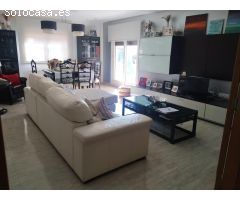 FANTÁSTICO CHALET EN UNA ZONA PRIVILIGIADA DE MONOVAR (ALICANTE)