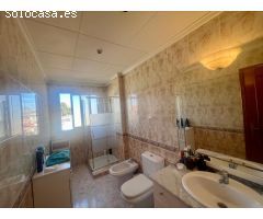 SE VENDE ADOSADO EN NOVELDA (ALICANTE)