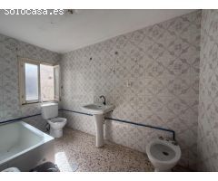 SE VENDE PISO EN MONÓVAR CASI REFORMADO