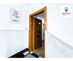 ¡LUMINOSO Y AMPLIO PISO EN PLENO CORAZON DE BAZA!