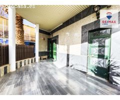 ¡LUMINOSO Y AMPLIO PISO EN PLENO CORAZON DE BAZA!