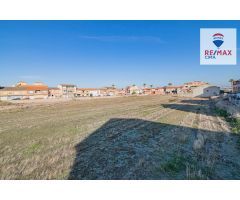 Oportunidad única para inversores y promotores inmobiliarios en Churriana de la Vega