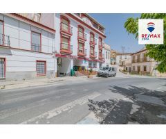 *¡Oportunidad Única! Venta de Hostal Rural en la Cara Norte de Sierra Nevada*