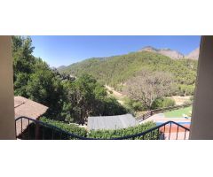ESPECTACULAR FINCA EN CASTRIL