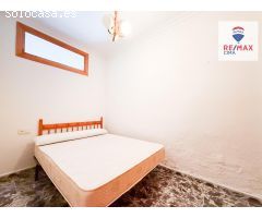 ???? Casa en Cúllar con 3 Viviendas y Cochera Independiente