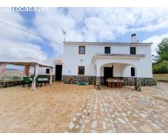 GRAN CASA DE CAMPO CON PISCINA