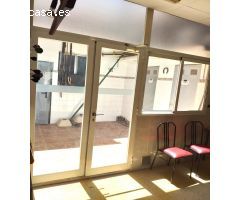 LOCAL COMERCIAL A LA VENTA EN MONCADA CON ACCESO A PATIO.