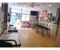 LOCAL COMERCIAL A LA VENTA EN MONCADA CON ACCESO A PATIO.