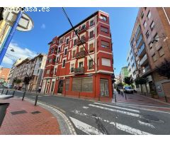 Local esquinero en zona Lasesarre