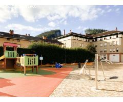 Chalet esquinero en Dima