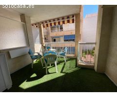 Apartamento de 2 dormitorios con vistas laterales a la Playa del Cura, Torrevieja.