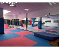 GIMNASIO EN FUNCIONAMIENTO EN VILLAGARCÍA DE AROSA!!