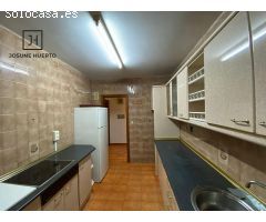 Espacioso piso con balcón y vistas al parque, ideal para reforma en Don Benito - Badajoz