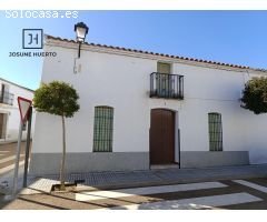 ???? Vivienda con patio para reformar en zona tranquila