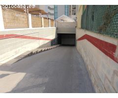 Garaje en venta en Platja de Llevant