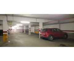 Garaje en venta en Platja de Llevant