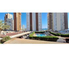 PISO A 20  DE LA PLAYA LEVANTE  ( Benidorm )