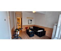 ESTUDIO, CON DORMITORIO, PISCINA Y PARKING COMUNITARIO