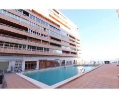 Apartamento con vistas al mar en Residencial Navamares