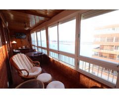 Apartamento con vistas al mar en Residencial Navamares