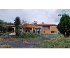 VIVIENDA AISLADA PARA REFORMAR EN FERROL