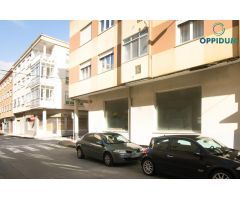 Local comercial en Venta en Narón, A Coruña