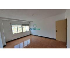 Venta piso en Narón, A Coruña