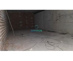 En Venta Local comercial en Avenida Malde Vizoso Nº 2, Narón
