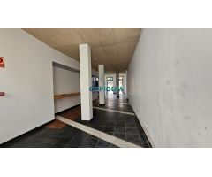 Edificio Comercial en el Corazón de Ortigueira – Ideal para Inversión o Proyecto Cultural