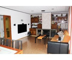 Chalet en Venta en Girona, Girona