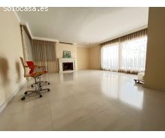 Chalet en Venta en Vilablareix, Girona