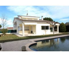 MAGNIFIA CASA
