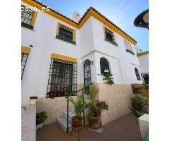 Encanto andaluz junto al mar – Chalet adosado en La Colina - Torremolinos