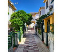 Encanto andaluz junto al mar – Chalet adosado en La Colina - Torremolinos