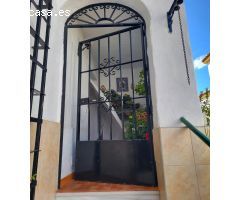 Encanto andaluz junto al mar – Chalet adosado en La Colina - Torremolinos