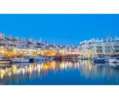 Ático dúplex de lujo con vistas inigualables al mar – Puerto Marina -  Benalmádena