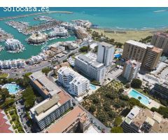 Ático dúplex de lujo con vistas inigualables al mar – Puerto Marina -  Benalmádena
