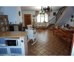 MAGNÍFICA VIVIENDA ADOSADA EN MORAZA-CONDADO DE TREVIÑO