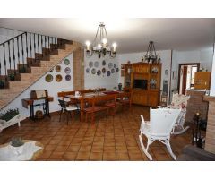 MAGNÍFICA VIVIENDA ADOSADA EN MORAZA-CONDADO DE TREVIÑO