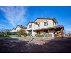 ESTUPENDO  CHALET EN EL PUEBLO DE EGUILETA PARA ENTRAR A VIVIR