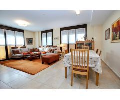 ESTUPENDO  CHALET EN EL PUEBLO DE EGUILETA PARA ENTRAR A VIVIR