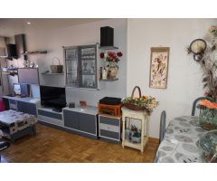 VIVIENDA EN CALLE VOLUNTARIA ENTREGA, JUNTO A PORTAL DE FORONDA