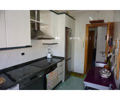 VIVIENDA EN CALLE VOLUNTARIA ENTREGA, JUNTO A PORTAL DE FORONDA