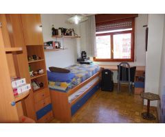 VIVIENDA EN CALLE VOLUNTARIA ENTREGA, JUNTO A PORTAL DE FORONDA