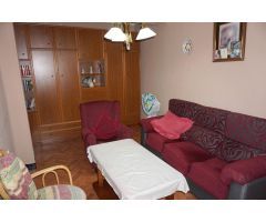 VIVIENDA EN LA CALLE ZAPATERÍA JUNTO AL CANTÓN DE LAS CARNICERÍAS
