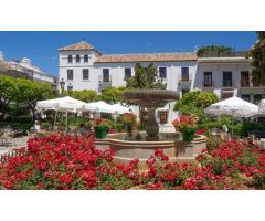 Moderno apartamento de 3 dormitorios en Estepona ciudad.