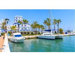Moderno apartamento de 3 dormitorios en Estepona ciudad.